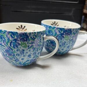 Lilly Pulitzer coffee cups. Blue floral “Lion Around pattern Set of two